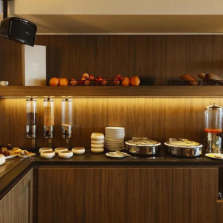Отель & Amoria La Baule, A Member Of Radisson Individuals
