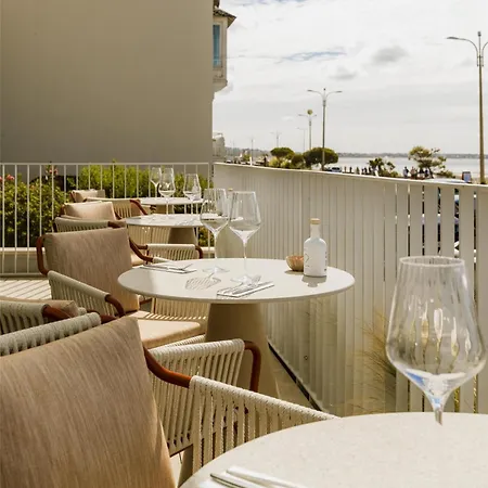 & Amoria La Baule, A Member Of Radisson Individuals Отель Ла-Боль-Эскублак